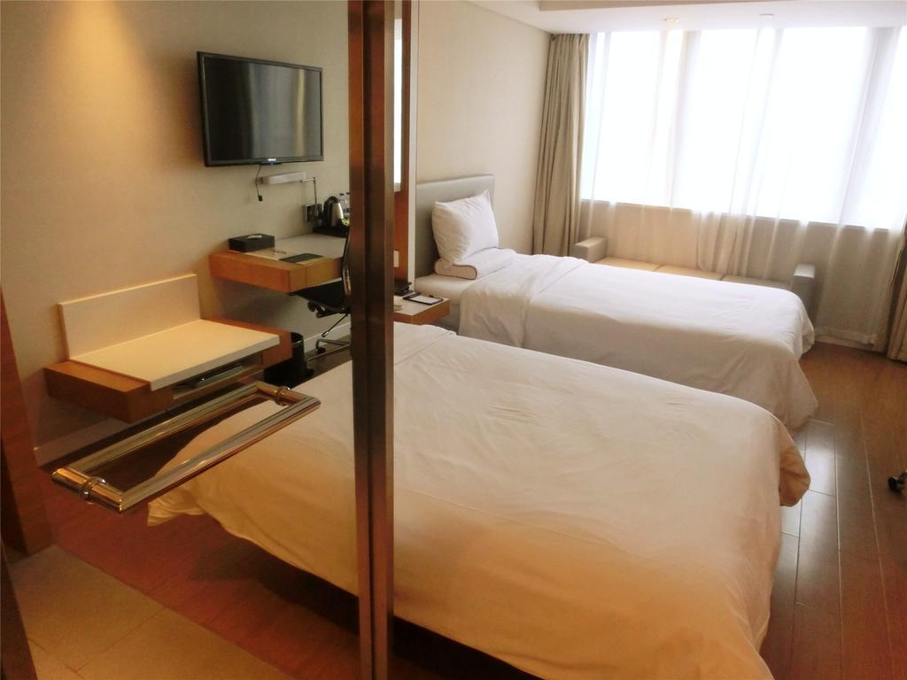 Ji Hotel Guangzhou Zhujiang New Town Buitenkant foto