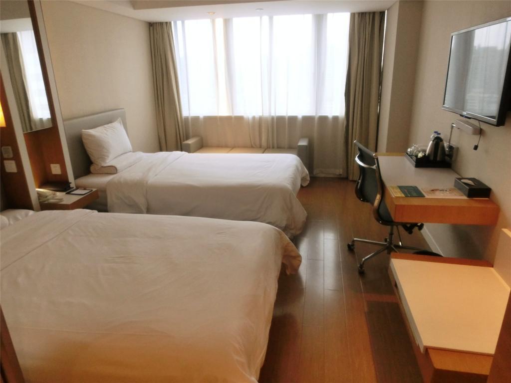 Ji Hotel Guangzhou Zhujiang New Town Buitenkant foto